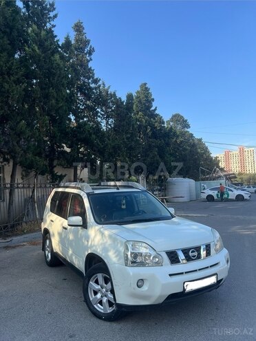 Nissan X-Trail-1