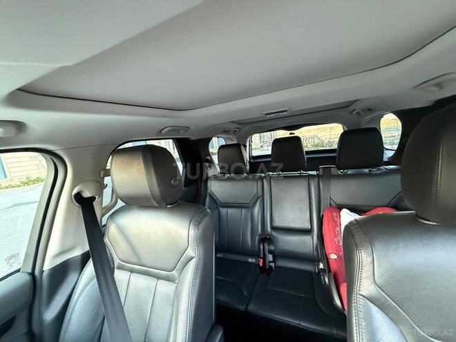 Land Rover Discovery-9