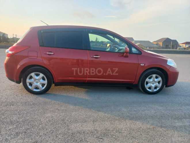Nissan Tiida-8