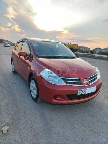 Nissan Tiida-15