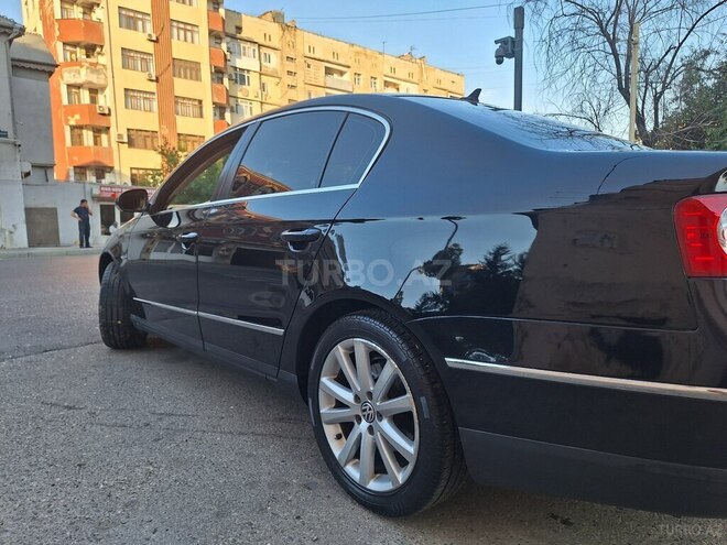 Volkswagen Passat-4