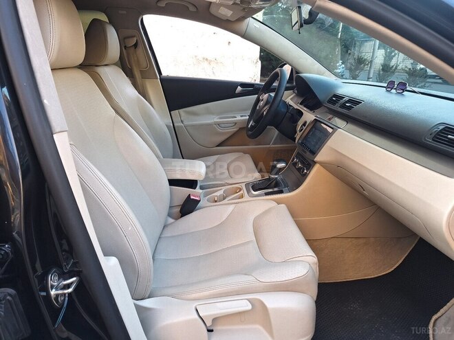 Volkswagen Passat-21