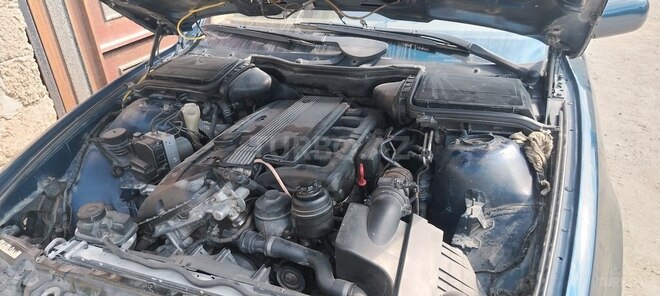 BMW 523-10