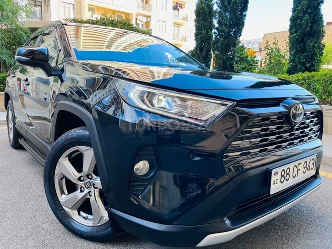 Toyota RAV4-3