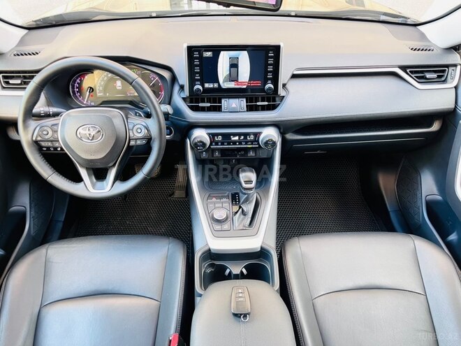 Toyota RAV4-2