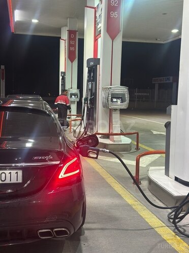 Mercedes C 300-7
