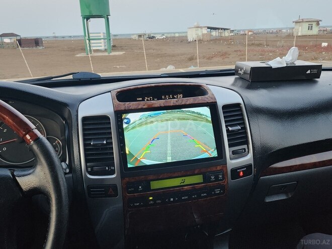 Toyota Land Cruiser Prado-16