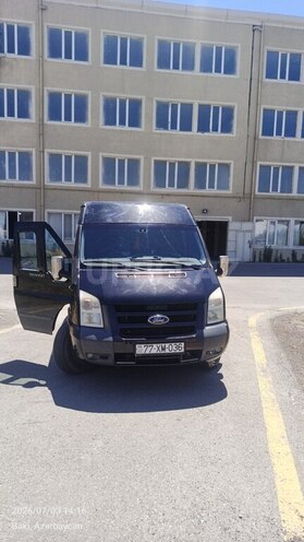 Ford Transit-1