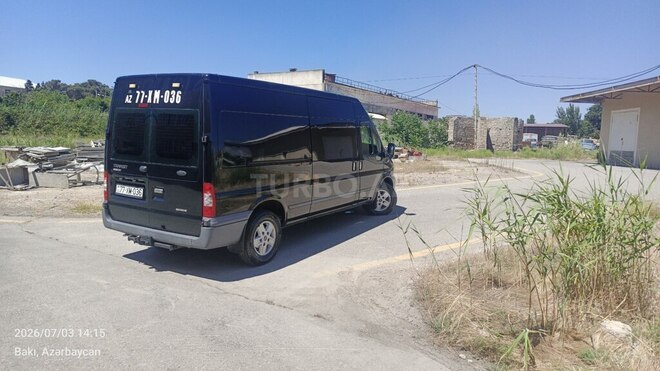 Ford Transit-7