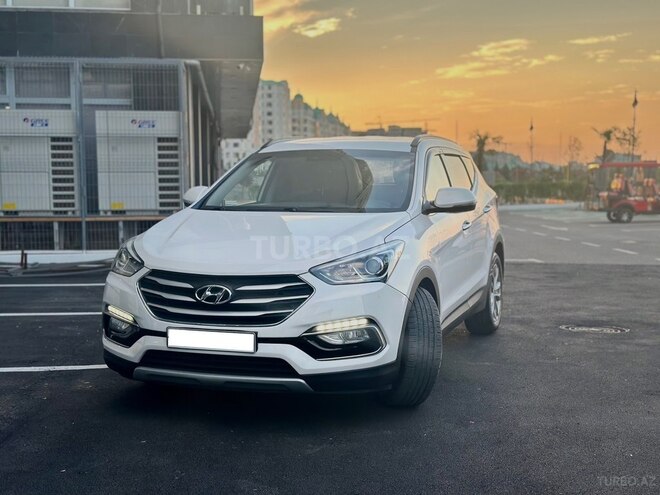 Hyundai Santa Fe-1