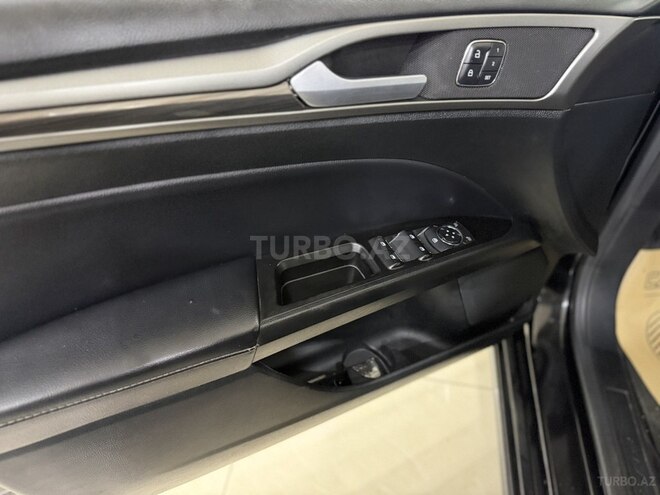 Ford Fusion (North America)-14