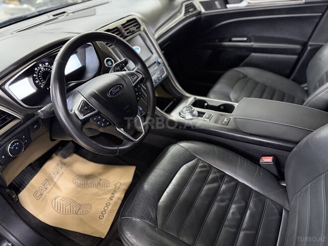 Ford Fusion (North America)-15