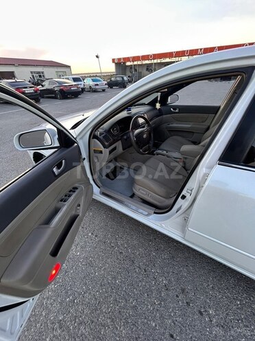 Hyundai Sonata-9
