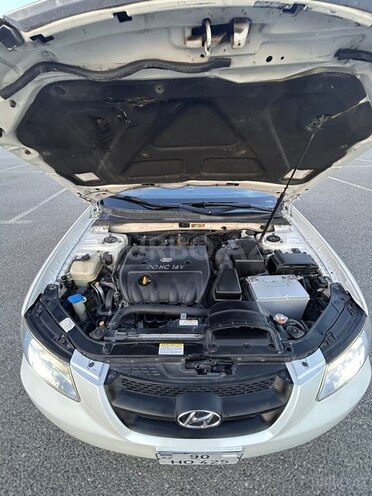 Hyundai Sonata-7