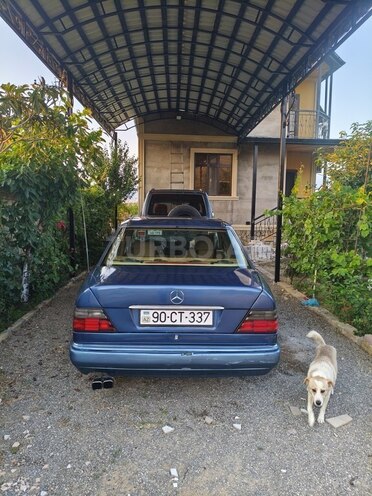 Mercedes E 200-9