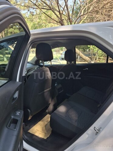 Chevrolet Equinox-5
