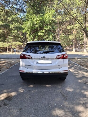 Chevrolet Equinox-2