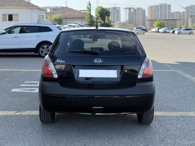 Kia Rio-7