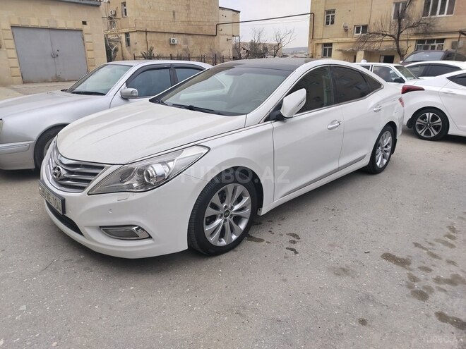Hyundai Azera-14