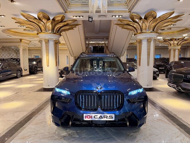 BMW X7-1