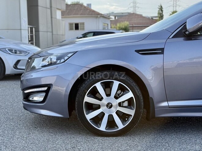 Kia Optima-3