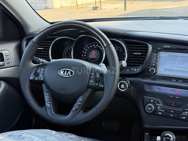 Kia Optima-13