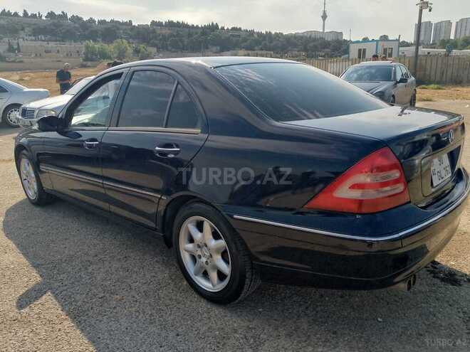 Mercedes C 240-11