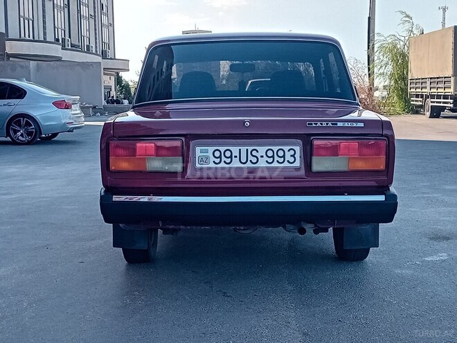 LADA (VAZ) 2107-2