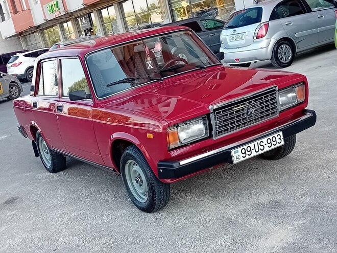LADA (VAZ) 2107-15