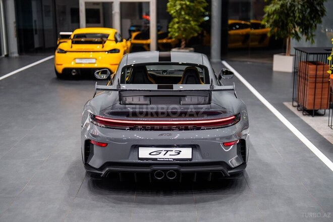 Porsche 911 GT3-9