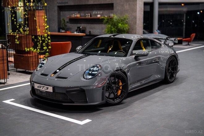 Porsche 911 GT3-2