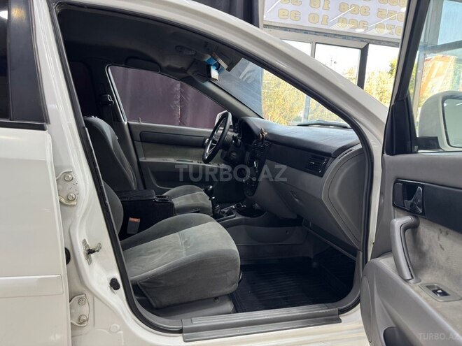 Daewoo Gentra-6