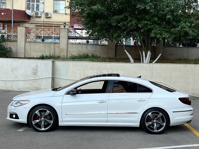 Volkswagen Passat CC-8