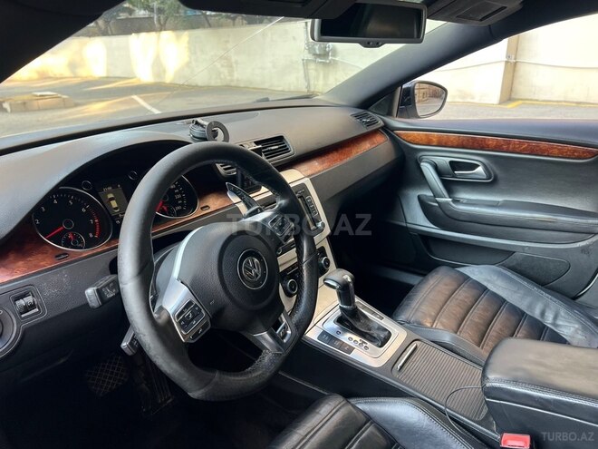 Volkswagen Passat CC-10