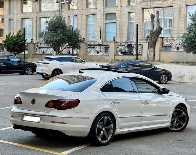 Volkswagen Passat CC-5