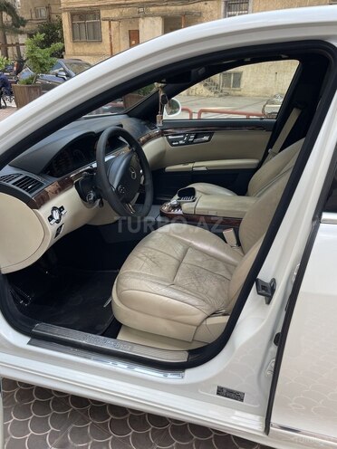 Mercedes S 500-11