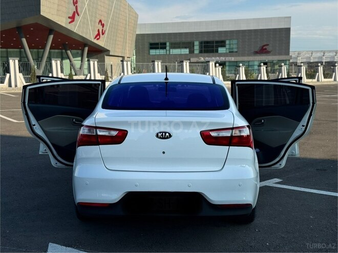 Kia Pride-10