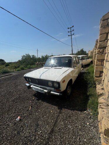 LADA (VAZ) 2106-7