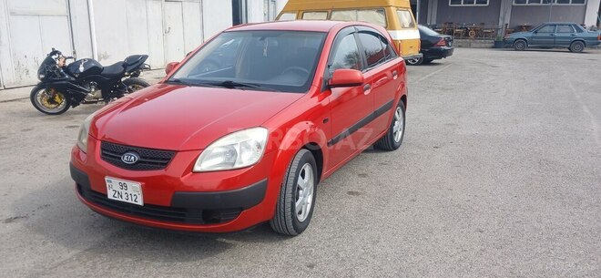 Kia Rio-2
