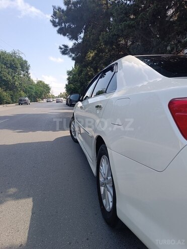 Toyota Camry-10