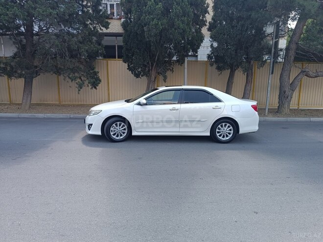 Toyota Camry-2