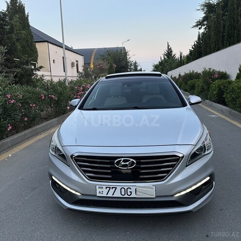 Hyundai Sonata-1