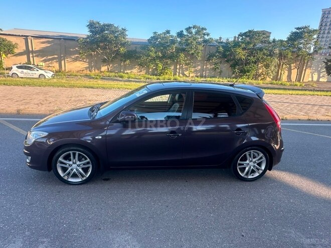 Hyundai i30-8