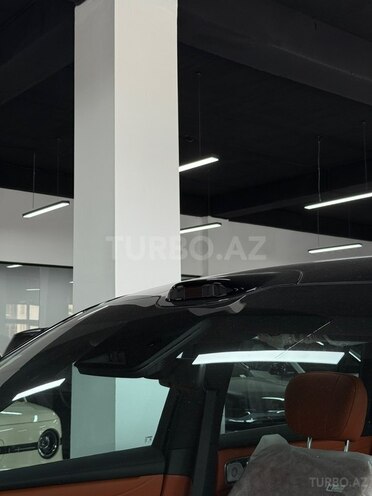 Geely Galaxy M9-10