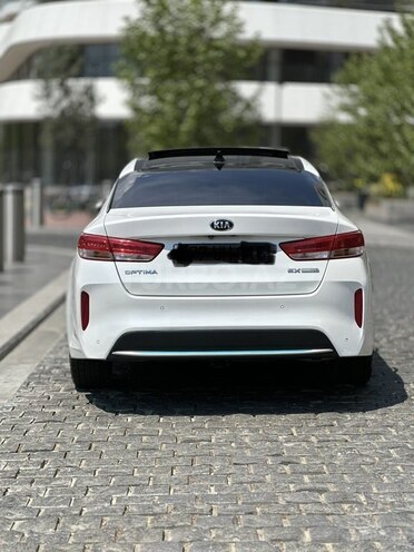 Kia Optima-2