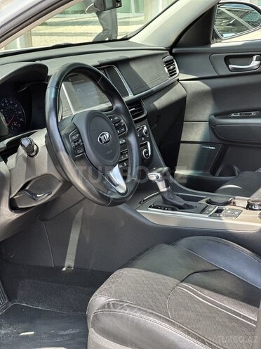 Kia Optima-7