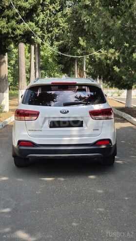 Kia Sorento-2