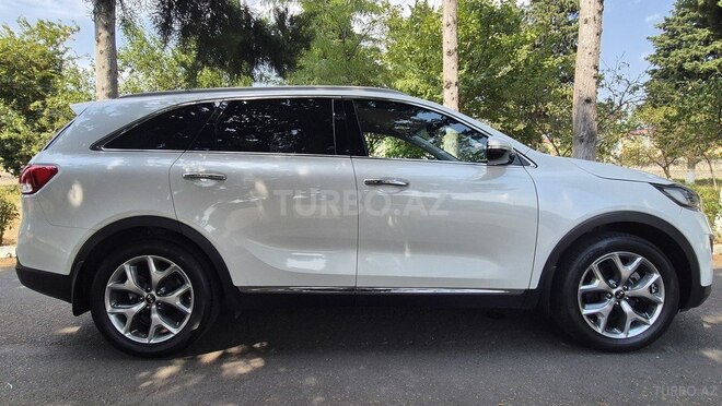 Kia Sorento-11