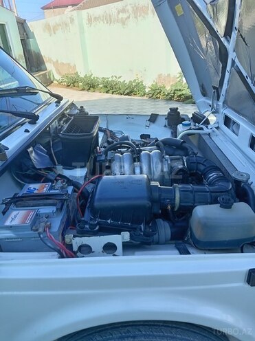 LADA (VAZ) Niva-9