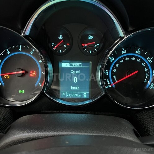 Chevrolet Cruze-11